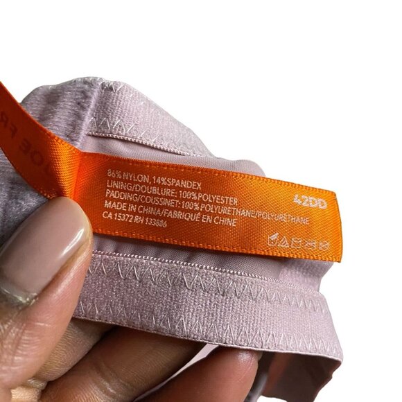 Joe Fresh Women's Pink Wireless Bra - Picture 4 of 4